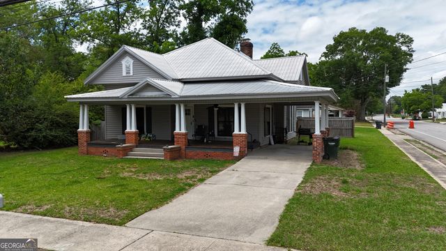 212 N Caswell, Glennville, GA 30427