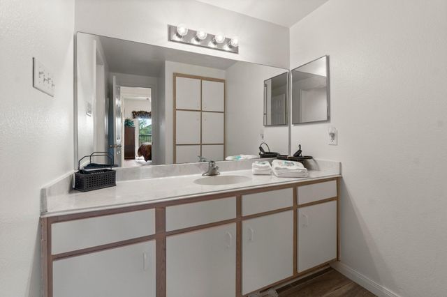 12800 Melville Drive B207, Montgomery, TX 77356