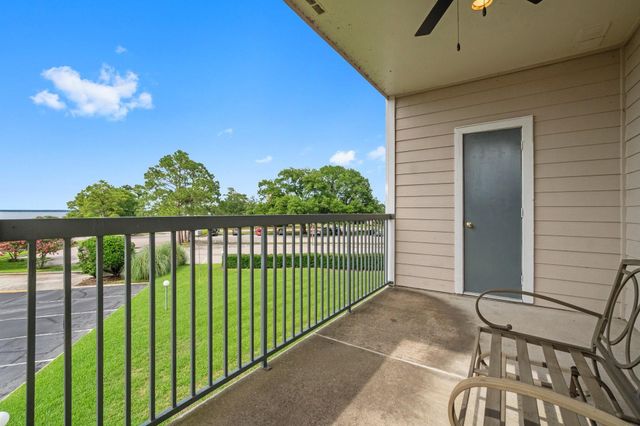 12800 Melville Drive B207, Montgomery, TX 77356