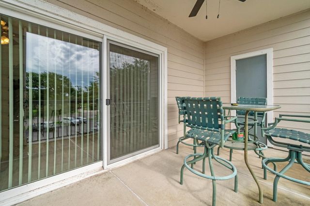 12800 Melville Drive B207, Montgomery, TX 77356