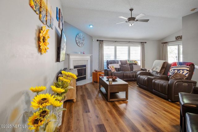 1744 NORTHGLEN Circle, Middleburg, FL 32068