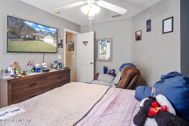 1744 NORTHGLEN Circle, Middleburg, FL 32068