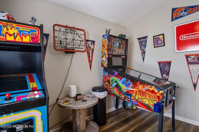 1744 NORTHGLEN Circle, Middleburg, FL 32068