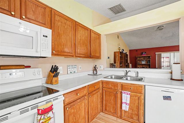 330 CORTEZ COURT, Kissimmee, FL 34758