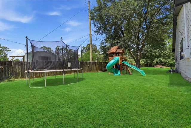 8005 Shagwood Drive, Houston, TX 77049