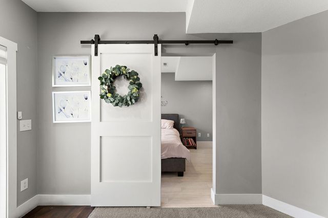 11470 Halstead Trail, Woodbury, MN 55129