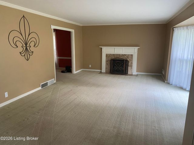 736 Wicklow Rd, Louisville, KY 40207