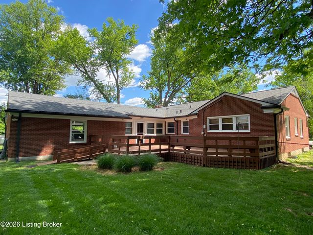 736 Wicklow Rd, Louisville, KY 40207