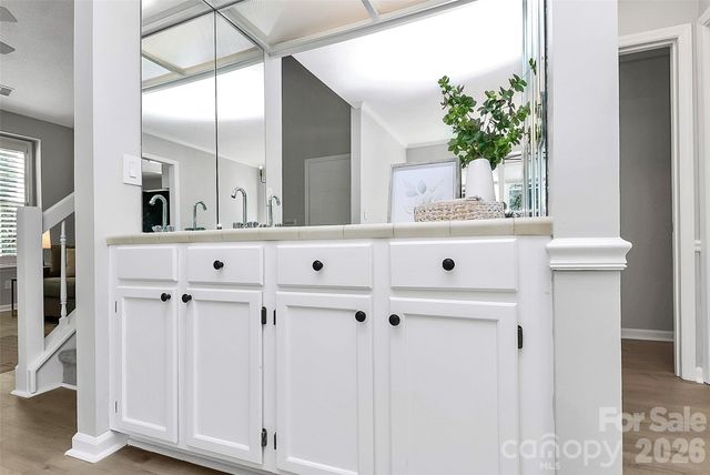 8233 Tradd Court, Charlotte, NC 28210