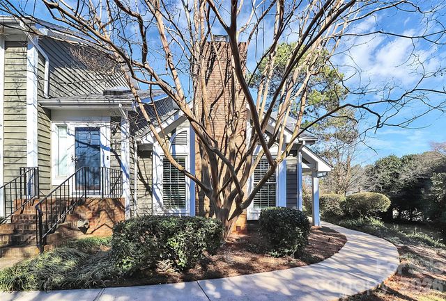8233 Tradd Court, Charlotte, NC 28210