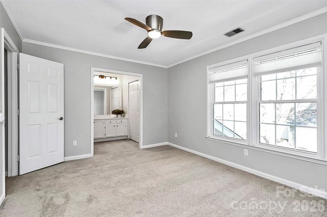 8233 Tradd Court, Charlotte, NC 28210