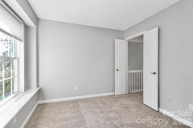 8233 Tradd Court, Charlotte, NC 28210