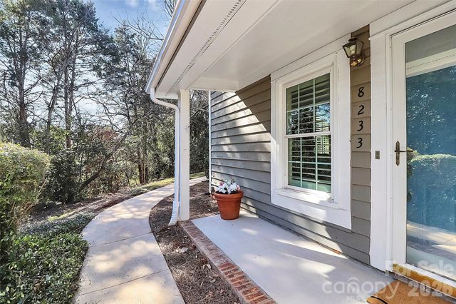 8233 Tradd Court, Charlotte, NC 28210