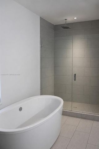 9151 NW 33rd Street, Doral, FL 33172