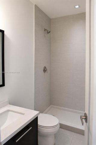 9151 NW 33rd Street, Doral, FL 33172