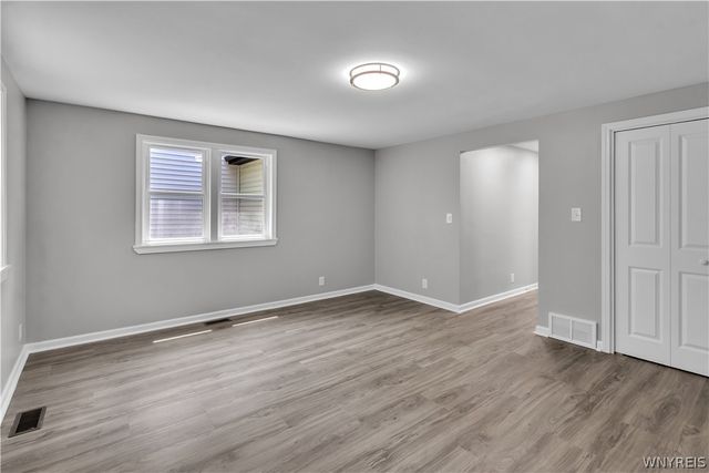 245 N Ellicott St, Amherst, NY 14221