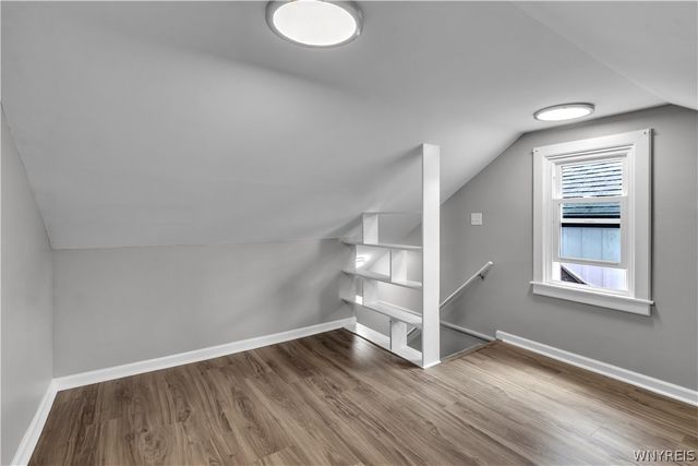 245 N Ellicott St, Amherst, NY 14221