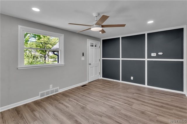 245 N Ellicott St, Amherst, NY 14221