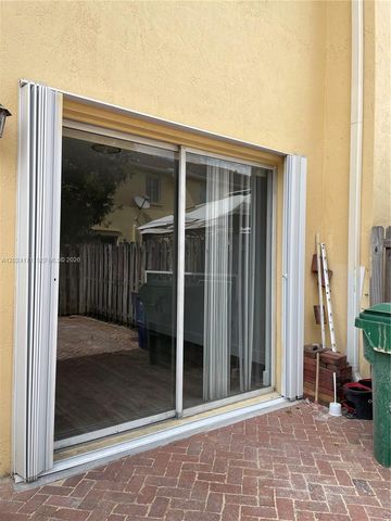 6960 NW 177th St N103, Hialeah, FL 33015