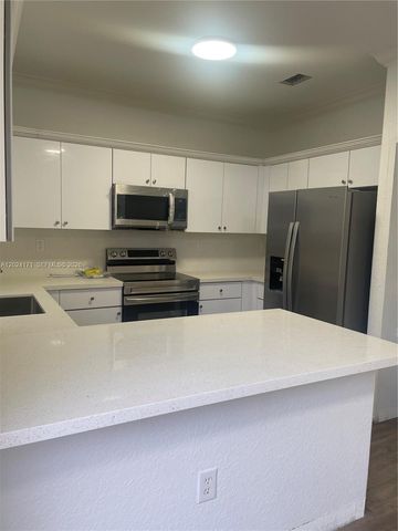 6960 NW 177th St N103, Hialeah, FL 33015