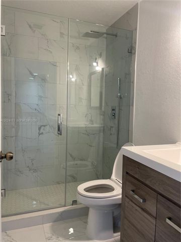 6960 NW 177th St N103, Hialeah, FL 33015