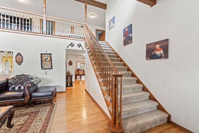 8036 Highfield Court, Tinley Park, IL 60487