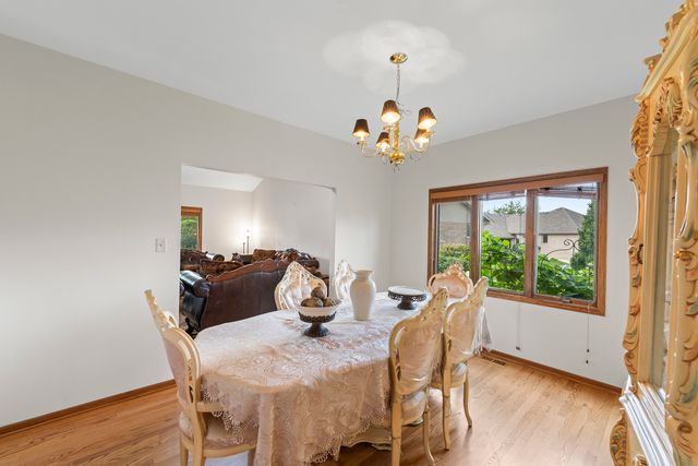 8036 Highfield Court, Tinley Park, IL 60487