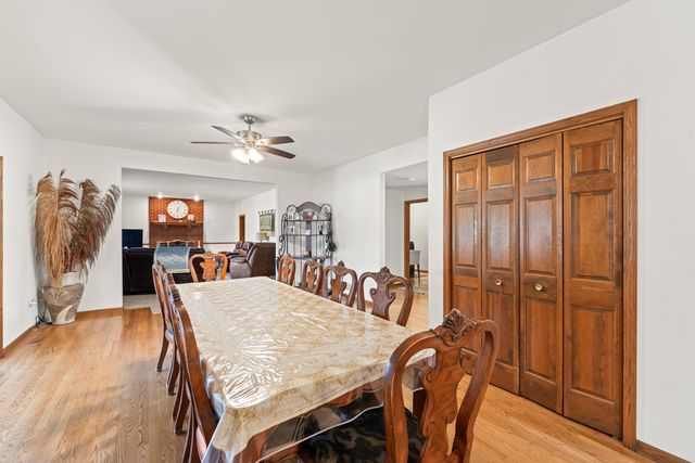 8036 Highfield Court, Tinley Park, IL 60487