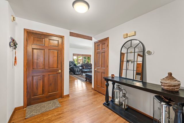 8036 Highfield Court, Tinley Park, IL 60487