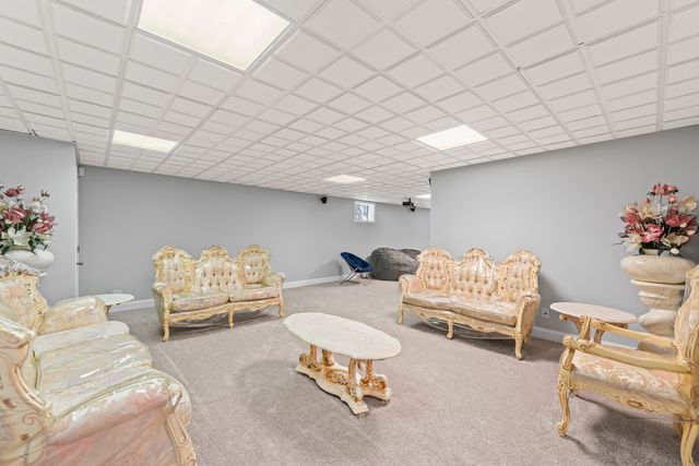 8036 Highfield Court, Tinley Park, IL 60487