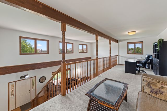 8036 Highfield Court, Tinley Park, IL 60487