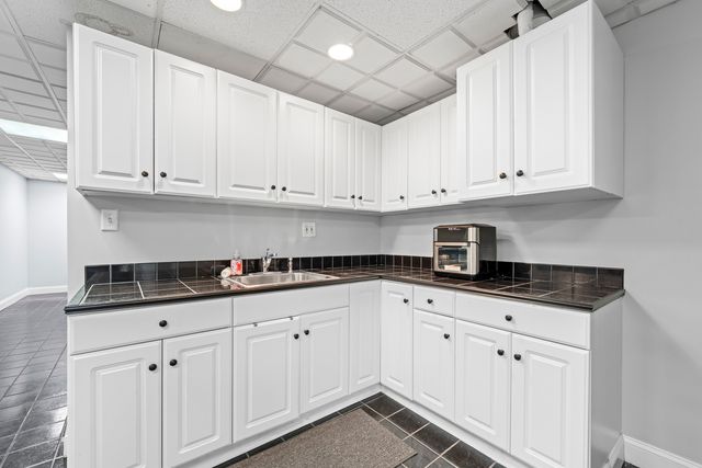 8036 Highfield Court, Tinley Park, IL 60487