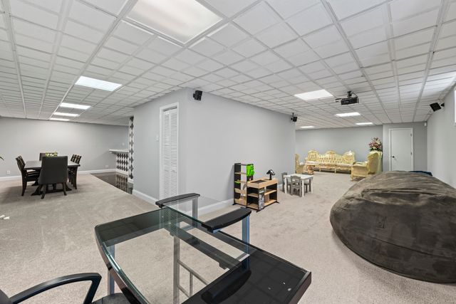 8036 Highfield Court, Tinley Park, IL 60487