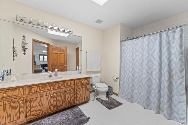 8036 Highfield Court, Tinley Park, IL 60487