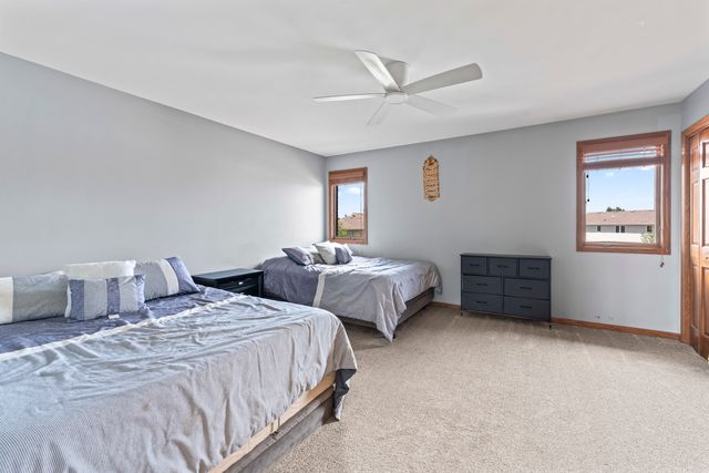 8036 Highfield Court, Tinley Park, IL 60487