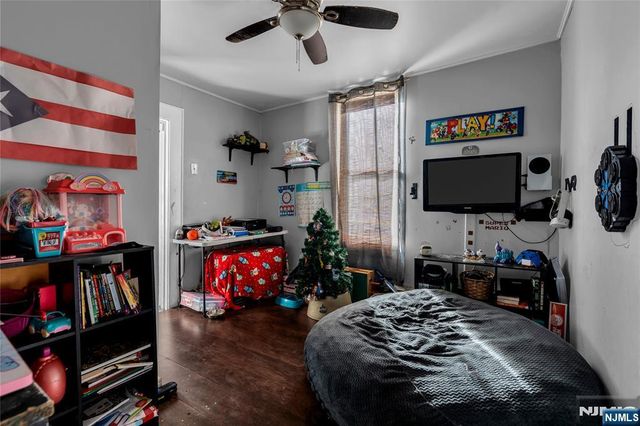 357 11th Street, Newark, NJ 07107