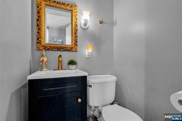 357 11th Street, Newark, NJ 07107