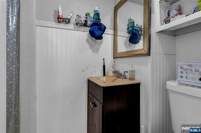 357 11th Street, Newark, NJ 07107