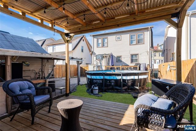 357 11th Street, Newark, NJ 07107