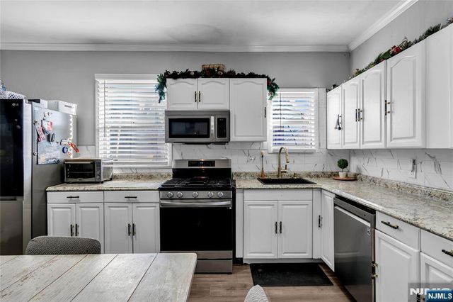 357 11th Street, Newark, NJ 07107