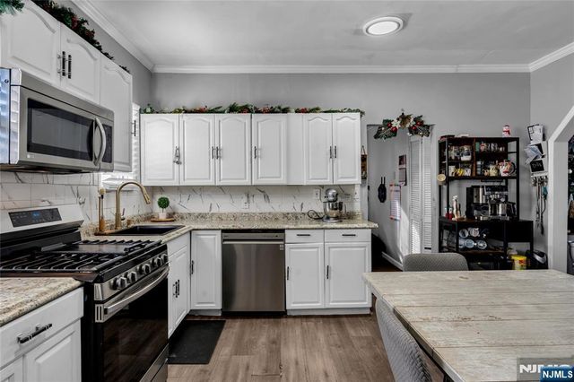 357 11th Street, Newark, NJ 07107