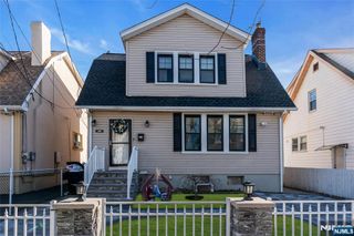 357 11th Street, Newark, NJ 07107
