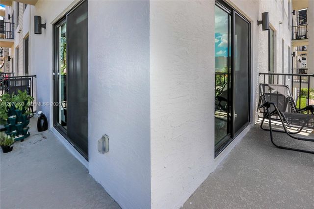 8265 NW 41st Street C-206, Doral, FL 33166