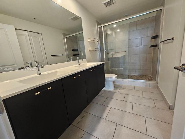 8265 NW 41st Street C-206, Doral, FL 33166