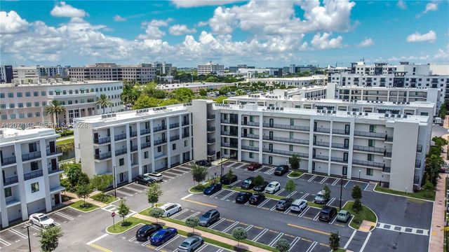 8265 NW 41st Street C-206, Doral, FL 33166