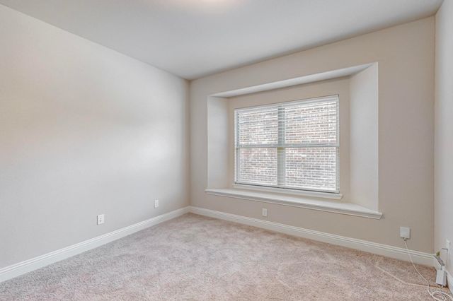 422 Crestview Drive, Midlothian, TX 76065