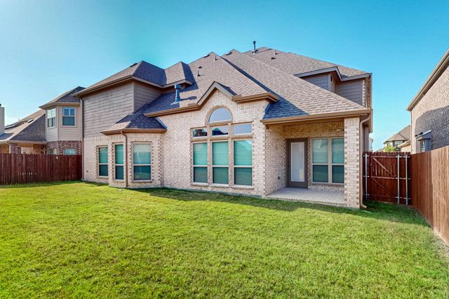422 Crestview Drive, Midlothian, TX 76065