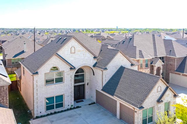 422 Crestview Drive, Midlothian, TX 76065