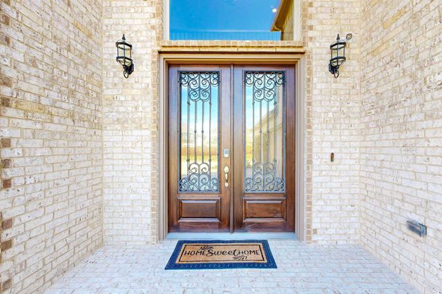 422 Crestview Drive, Midlothian, TX 76065