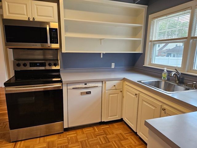 6 Miland Ave., Chelmsford, MA 01824